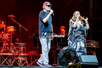 2024-07-22 - Francesco De Gregori on stage with Francesca La Colla - FRANCESCO DE GREGORI DAL VIVO 2024 - CONCERTS - ITALIAN SINGER AND ARTIST