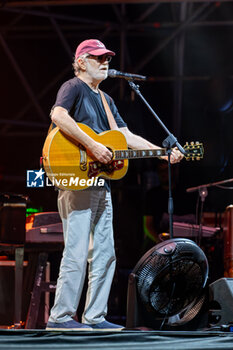 2024-07-22 - Francesco De Gregori on stage - FRANCESCO DE GREGORI DAL VIVO 2024 - CONCERTS - ITALIAN SINGER AND ARTIST