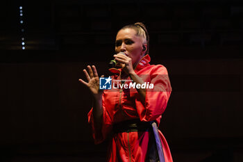 2024-09-27 - Serena Brancale during the concert ‘Baccala on tour’ at Auditorium Parco della Musica on September 27, 2024 in Rome - Italy - SERENA BRANCALE - 