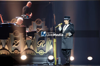 2024-10-12 - Italian singer Renato Zero on stage during his “Autoritatto” 2024 tour at Unipol Arena, Casalecchio (Bologna), Italy, October 12, 2024. Photo: Michele Nucci - RENATO ZERO IN 