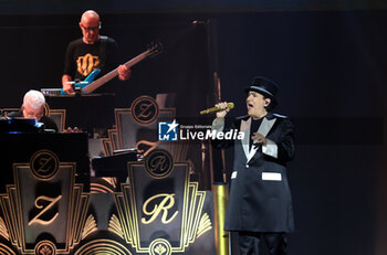 2024-10-12 - Italian singer Renato Zero on stage during his “Autoritatto” 2024 tour at Unipol Arena, Casalecchio (Bologna), Italy, October 12, 2024. Photo: Michele Nucci - RENATO ZERO IN 