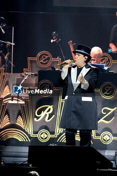 2024-10-12 - Italian singer Renato Zero on stage during his “Autoritatto” 2024 tour at Unipol Arena, Casalecchio (Bologna), Italy, October 12, 2024. Photo: Michele Nucci - RENATO ZERO IN 