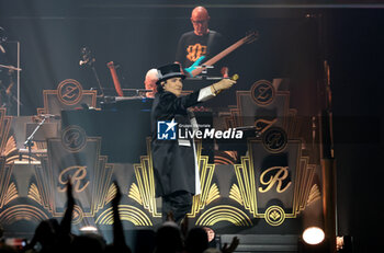 2024-10-12 - Italian singer Renato Zero on stage during his “Autoritatto” 2024 tour at Unipol Arena, Casalecchio (Bologna), Italy, October 12, 2024. Photo: Michele Nucci - RENATO ZERO IN 