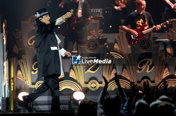 2024-10-12 - Italian singer Renato Zero on stage during his “Autoritatto” 2024 tour at Unipol Arena, Casalecchio (Bologna), Italy, October 12, 2024. Photo: Michele Nucci - RENATO ZERO IN 