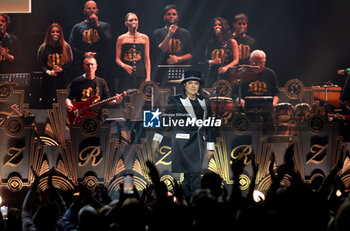 2024-10-12 - Italian singer Renato Zero on stage during his “Autoritatto” 2024 tour at Unipol Arena, Casalecchio (Bologna), Italy, October 12, 2024. Photo: Michele Nucci - RENATO ZERO IN 