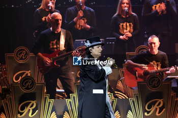 2024-10-12 - Italian singer Renato Zero on stage during his “Autoritatto” 2024 tour at Unipol Arena, Casalecchio (Bologna), Italy, October 12, 2024. Photo: Michele Nucci - RENATO ZERO IN 