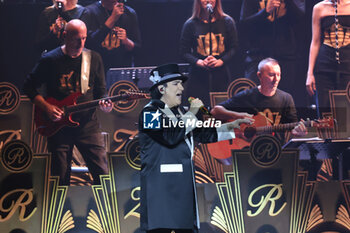 2024-10-12 - Italian singer Renato Zero on stage during his “Autoritatto” 2024 tour at Unipol Arena, Casalecchio (Bologna), Italy, October 12, 2024. Photo: Michele Nucci - RENATO ZERO IN 