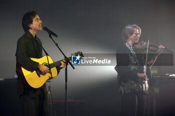  - CONCERTI - Federica Carta Instore