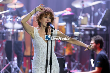 11/11/2024 - Italian singer Fiorella Mannoia on stage at Teatro Europauditorium during her tour in theaters. Bologna, November 11, 2024 - photo Michele Nucci - FIORELLA MANNOIA LIVE NEI TEATRI 2024 - SHOW - ARTISTI ITALIANI