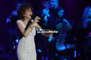 11/11/2024 - Italian singer Fiorella Mannoia on stage at Teatro Europauditorium during her tour in theaters. Bologna, November 11, 2024 - photo Michele Nucci - FIORELLA MANNOIA LIVE NEI TEATRI 2024 - SHOW - ARTISTI ITALIANI