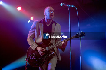 2024-04-11 - Miles Kane during the One Man Band Solo Tour ’24 on 11 April 2024 at the Largo Venue in Rome, Italy. - MILES KANE - ONE MAN BAND SOLO TOUR ’24 - CONCERTS - SINGER AND ARTIST