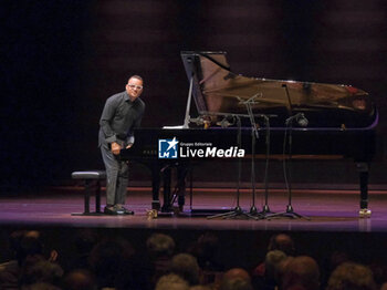 30/04/2024 - Gonzalo Rubalcaba performs on stage during his live performance “Solo