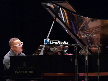 30/04/2024 - Gonzalo Rubalcaba performs on stage during his live performance “Solo