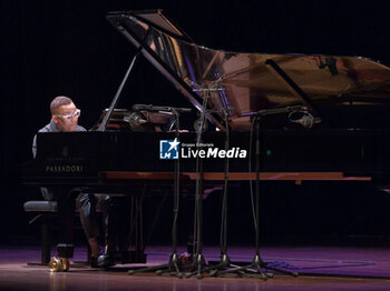 30/04/2024 - Gonzalo Rubalcaba performs on stage during his live performance “Solo