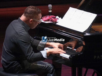 30/04/2024 - Gonzalo Rubalcaba performs on stage during his live performance “Solo