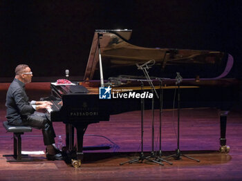 30/04/2024 - Gonzalo Rubalcaba performs on stage during his live performance “Solo