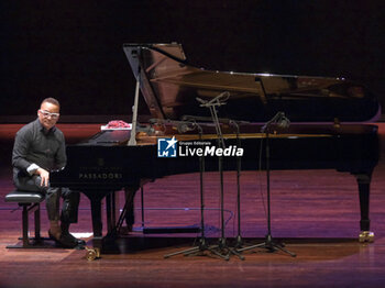 30/04/2024 - Gonzalo Rubalcaba performs on stage during his live performance “Solo