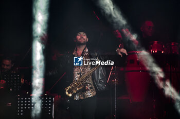 17/05/2024 - The saxophonist Jimmy Sax performing live in concert - JIMMY SAX - CONCERTI - CANTANTI E ARTISTI STRANIERI