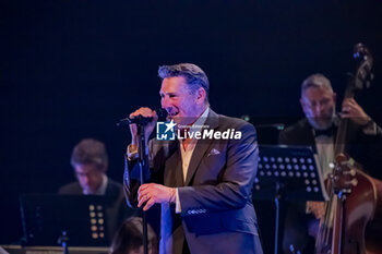 19/05/2024 - Tony Hadley - TONY HADLEY - MAD ABOUT YOU - CONCERTI - CANTANTI E ARTISTI STRANIERI