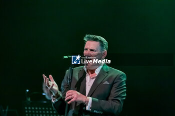 19/05/2024 - Tony Hadley - TONY HADLEY - MAD ABOUT YOU - CONCERTI - CANTANTI E ARTISTI STRANIERI