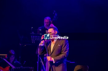 19/05/2024 - Tony Hadley - TONY HADLEY - MAD ABOUT YOU - CONCERTI - CANTANTI E ARTISTI STRANIERI