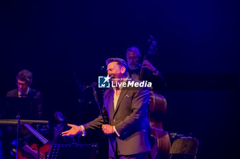 19/05/2024 - Tony Hadley - TONY HADLEY - MAD ABOUT YOU - CONCERTI - CANTANTI E ARTISTI STRANIERI