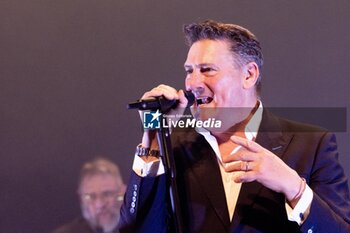 21/05/2024 - Tony Hadley - TONY HADLEY - THE BIG SWING TOUR 2024 - CONCERTI - CANTANTI E ARTISTI STRANIERI