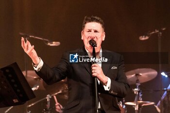 21/05/2024 - Tony Hadley - TONY HADLEY - THE BIG SWING TOUR 2024 - CONCERTI - CANTANTI E ARTISTI STRANIERI