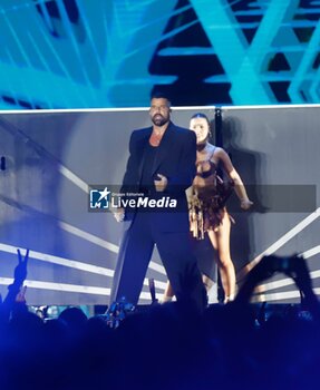 2024-07-04 - Singer Ricky Martin performing during Music Festival Iconica in Sevilla on Wednesday, 03 July 2024 Cordon Press - CONCIERTO DE RICKY MARTIN EN SEVILLA - CONCERTS - SINGER AND ARTIST