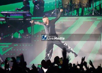 04/07/2024 - Singer Ricky Martin performing during Music Festival Iconica in Sevilla on Wednesday, 03 July 2024 Cordon Press - CONCIERTO DE RICKY MARTIN EN SEVILLA - CONCERTI - CANTANTI E ARTISTI STRANIERI