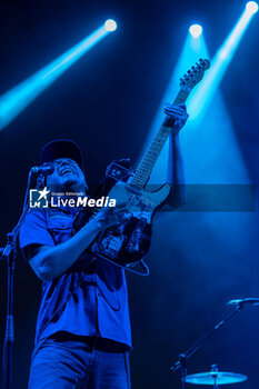 2024-07-08 - Tom Morello, stage name of Thomas Baptiste Morello, during his live performs at Villafranca Castle for his The Atlas Underground Fire World Tour 2024, on July 8, 2024 in Villafranca di Verona, Italy. - TOM MORELLO - THE ATLAS UNDEGROUND FIRE - CONCERTS - SINGER AND ARTIST