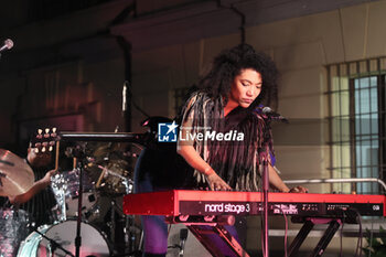 26/07/2024 - American guitarist and singer Judith Hill during her concert at Villa Nicolaj, Calcara, Bologna, Italy, July 26, 2024. Photo Michele Nucci

 - JUDITH HILL - LETTERS FROM A BLACK WIDOW TOUR - CONCERTI - CANTANTI E ARTISTI STRANIERI