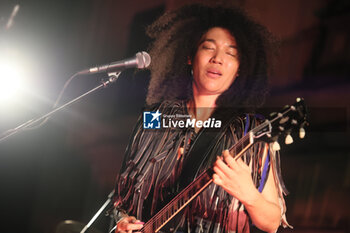 26/07/2024 - American guitarist and singer Judith Hill during her concert at Villa Nicolaj, Calcara, Bologna, Italy, July 26, 2024. Photo Michele Nucci

 - JUDITH HILL - LETTERS FROM A BLACK WIDOW TOUR - CONCERTI - CANTANTI E ARTISTI STRANIERI