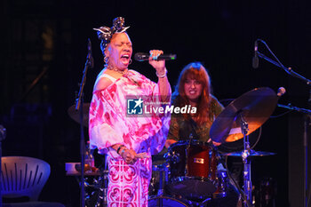 03/08/2024 - Dee Dee Bridgewater, Evita Polidoro - DEE DEE BRIDGEWATER QUARTET - WE EXIST! - CONCERTI - CANTANTI E ARTISTI STRANIERI