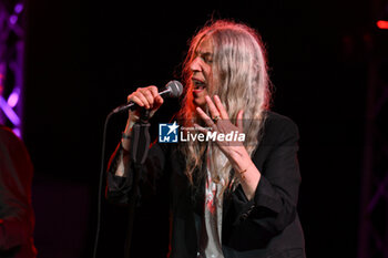 2024-09-03 - Patti Smith during the live Pasolini and Sea at Teatro Antico Ostia Antica on September 3, 2024 in Rome, Italy - PATTI SMITH - PASOLINI AND SEA - CONCERTS - SINGER AND ARTIST