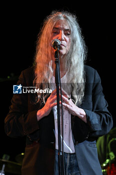 03/09/2024 - Patti Smith during the live Pasolini and Sea at Teatro Antico Ostia Antica on September 3, 2024 in Rome, Italy - PATTI SMITH - PASOLINI AND SEA - CONCERTI - CANTANTI E ARTISTI STRANIERI