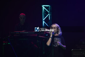 2024-10-31 - Nad Sylvan during the concert of Steve Hackett “GENESIS GREATS Lamb Highlights & Solo” tour at Auditorium Parco della Musica on October 31, 2024 in Rome - Italy - STEVE HACKETT - GENESIS GREATS LAMB HIGHLIGHTS & SOLO” TOUR  - CONCERTS - SINGER AND ARTIST