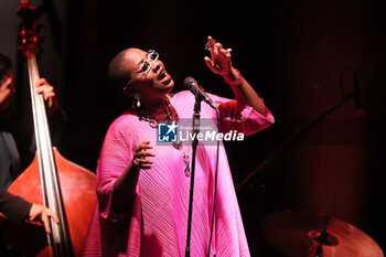 2024-10-28 - French-american jazz singer Cècile Mc Lorin Salvant on stage during her concert in the Bologna Jazz Festival at “Duse” theatre. Bologna, Italy, October 28, 2024 - CèCILE MC LORIN SALVANT  - BOLOGNA JAZZ FESTIVAL - SHOWS - SINGER AND ARTIST