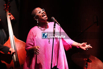 2024-10-28 - French-american jazz singer Cècile Mc Lorin Salvant on stage during her concert in the Bologna Jazz Festival at “Duse” theatre. Bologna, Italy, October 28, 2024 - CèCILE MC LORIN SALVANT  - BOLOGNA JAZZ FESTIVAL - SHOWS - SINGER AND ARTIST