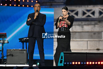 2024-06-11 - Carlo Conti and Emma during theTIM Summer Hits at Piazza del Popolo on June 11, 2024 in Rome, Italy. - TIM SUMMER FESTIVAL - CONCERTS - FESTIVAL