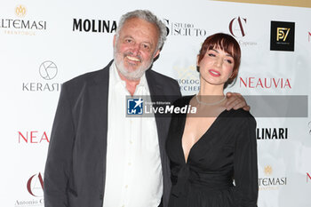 2024-03-07 - Andrea Delogu and Steve Della Casa during the photocall for the Afrodite Awards on 07 march 2024 at Cinema Barberini, Rome, Italy - PHOTOCALL AFRODITE AWARDS - RAPPRESENTATIONS - SHOWS