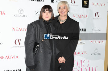 2024-03-07 - Inge Molinari and her daughter Sveva during the photocall for the Afrodite Awards on 07 march 2024 at Cinema Barberini, Rome, Italy - PHOTOCALL AFRODITE AWARDS - RAPPRESENTATIONS - SHOWS