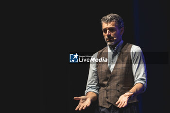 2024-05-23 - Luca Argentero while acting in the show E' QUESTA LA VITA CHE SOGNAVO DA BAMBINO?, May 23, 2024 at Teatro Brancaccio, Rome, Italy. - LUCA ARGENTERO - E' QUESTA LA VITA CHE SOGNAVO DA BAMBINO? - THEATRE - SHOWS