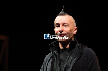 2024-06-26 - Arturo Brachetti performs live - ARTURO BRACHETTI - ARTURO RACCONTA BRACHETTI - THEATRE - SHOWS