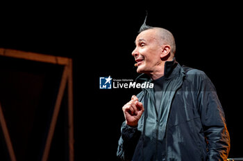 26/06/2024 - Arturo Brachetti performs live - ARTURO BRACHETTI - ARTURO RACCONTA BRACHETTI - TEATRO - SPETTACOLI