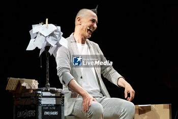 2024-06-26 - Arturo Brachetti performs live - ARTURO BRACHETTI - ARTURO RACCONTA BRACHETTI - THEATRE - SHOWS