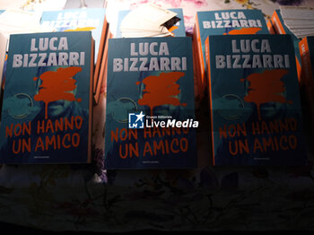 04/07/2024 - Luca Bizzarri - LUCA BIZZARRI -NON HANNO UN AMICO - TEATRO - SPETTACOLI