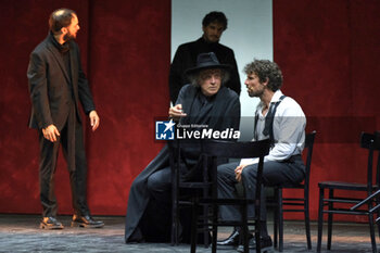 2024-07-05 - Francesco Montanari, Franco Branciaroli - AMLETO - REGIA DI DAVIDE SACCO - THEATRE - SHOWS