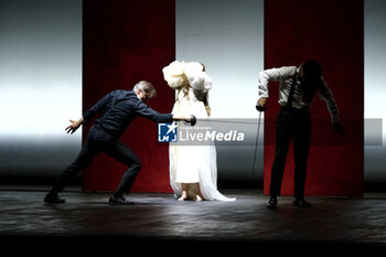 2024-07-05 - Francesco Montanari, Caterina Thieghi, Raffaele Ausiello - AMLETO - REGIA DI DAVIDE SACCO - THEATRE - SHOWS