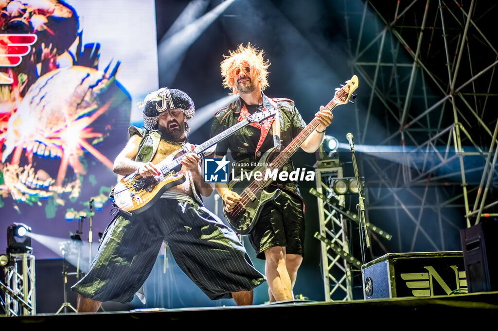 NANOWAR OF STEEL - CONCERTS - MUSIC BANDS